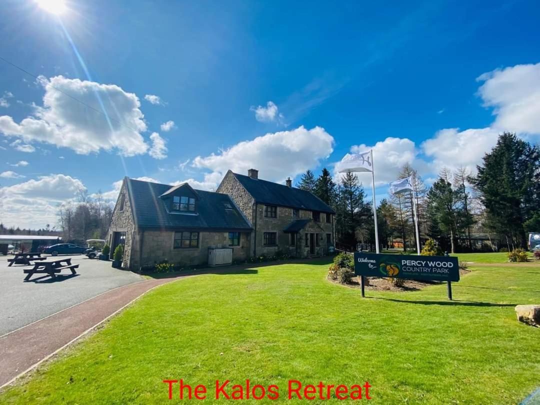 The Kalos Retreat - Hot Tub Lodge With Free 18 Hole Golf Course Swarland Eksteriør bilde